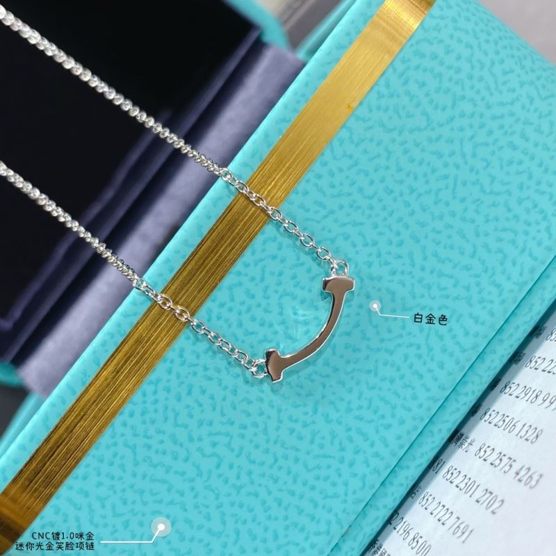 T*f*ny necklaces